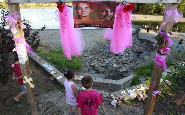 072712djs-Meyers-Lake-vigil-07.jpg